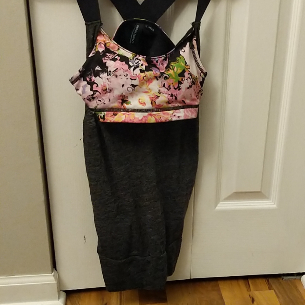 Cynthia Rowley work out tank - Picture 3 of 3